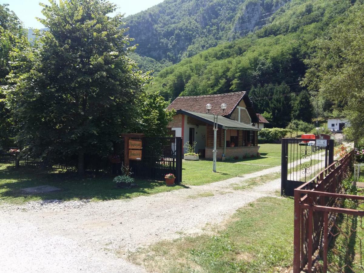 Apartmani Jovanovic Perucac Exteriör bild